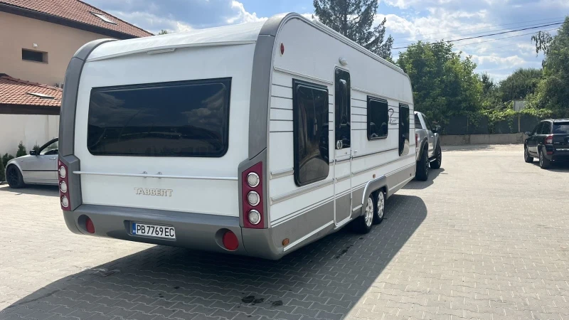 Каравана Tabbert Princess / НОВ ВНОС / РЕГИСТРИРАНА / БАНЯ И WC, снимка 3 - Каравани и кемпери - 51009955