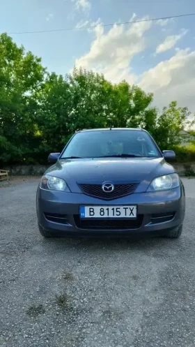  Mazda 2