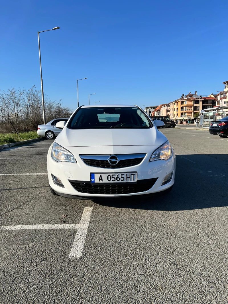 Opel Astra, снимка 2 - Автомобили и джипове - 46381968