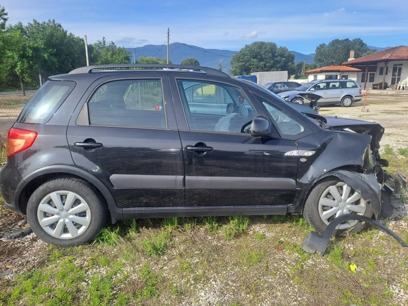 Suzuki SX4 1.6i, снимка 1 - Автомобили и джипове - 46560710