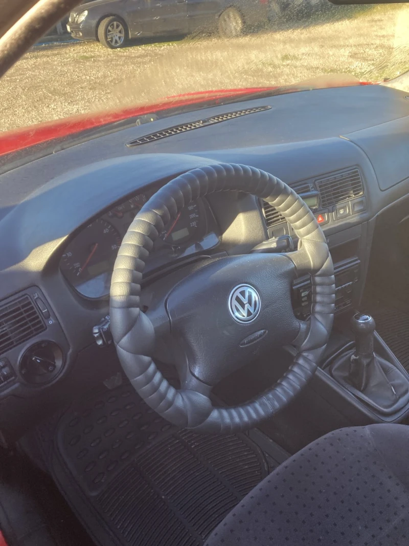 VW Golf, снимка 4 - Автомобили и джипове - 48379189