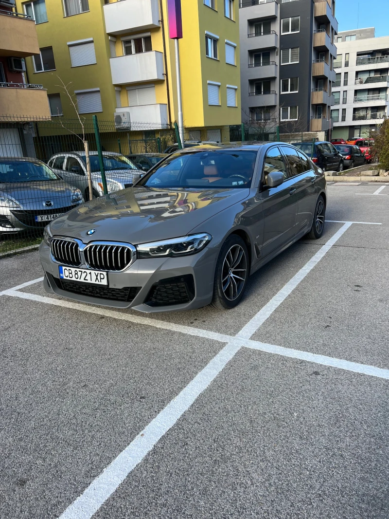 BMW 520 xDrive, M-packet , снимка 1 - Автомобили и джипове - 48471794