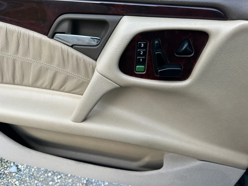 Mercedes-Benz E 290 2900 TD-129 k.s.5 степен автомат- ЗА ЦЕНИТЕЛИ, снимка 9 - Автомобили и джипове - 52449575