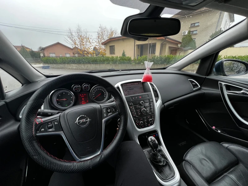 Opel Astra J, снимка 13 - Автомобили и джипове - 52656912