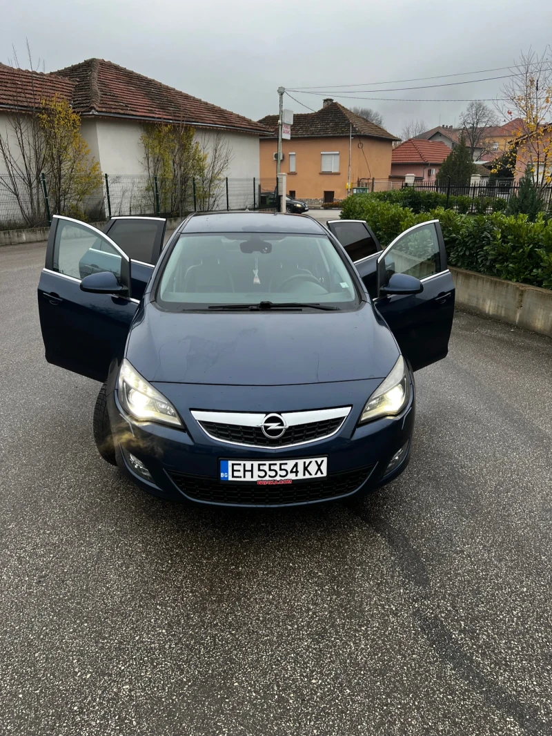 Opel Astra J, снимка 14 - Автомобили и джипове - 52656912