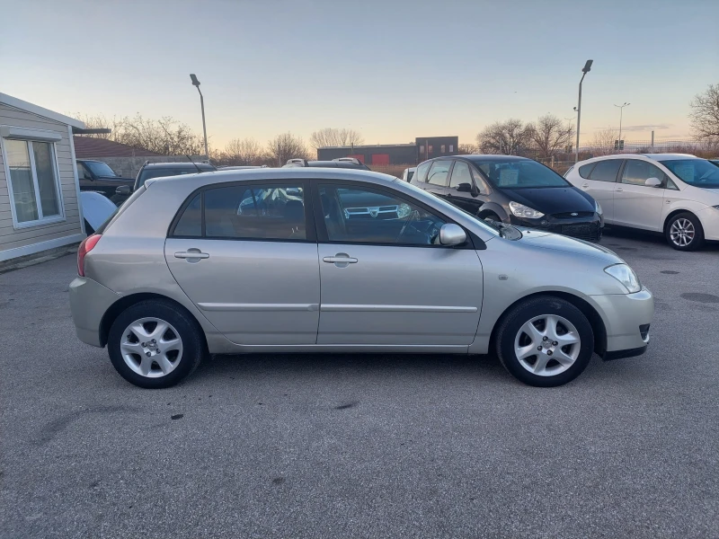 Toyota Corolla 1.4i FACE LIFT 126х.км., снимка 2 - Автомобили и джипове - 52702469