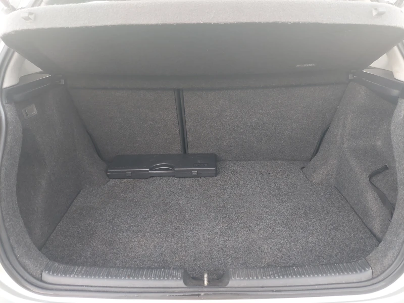 Toyota Corolla 1.4i FACE LIFT 126х.км., снимка 15 - Автомобили и джипове - 52702469