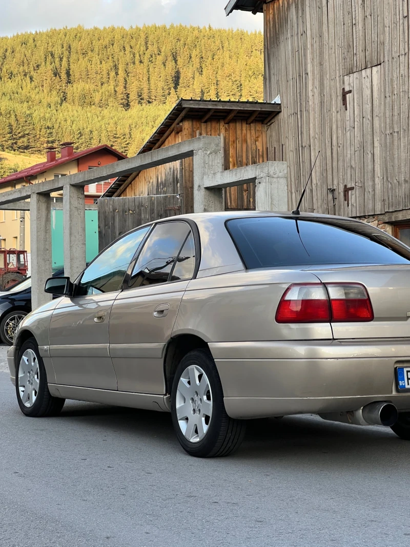 Opel Omega, снимка 6 - Автомобили и джипове - 52913892