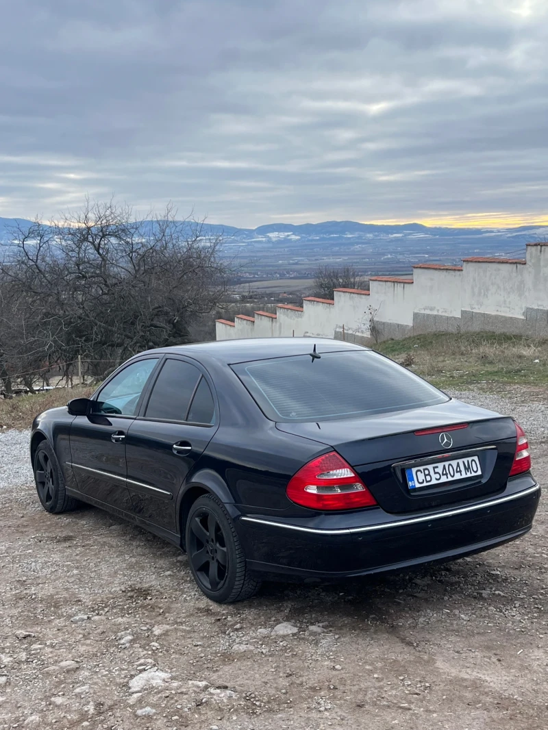 Mercedes-Benz E 320, снимка 6 - Автомобили и джипове - 53413913