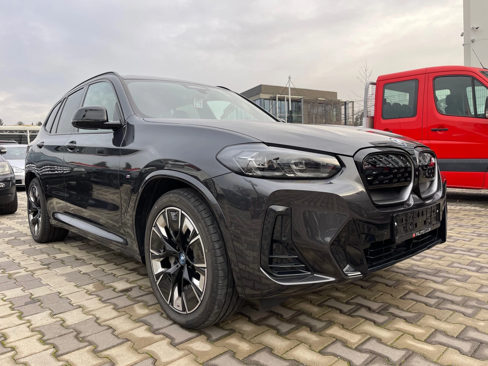 BMW iX3 M-paket/80kw/560km, снимка 1