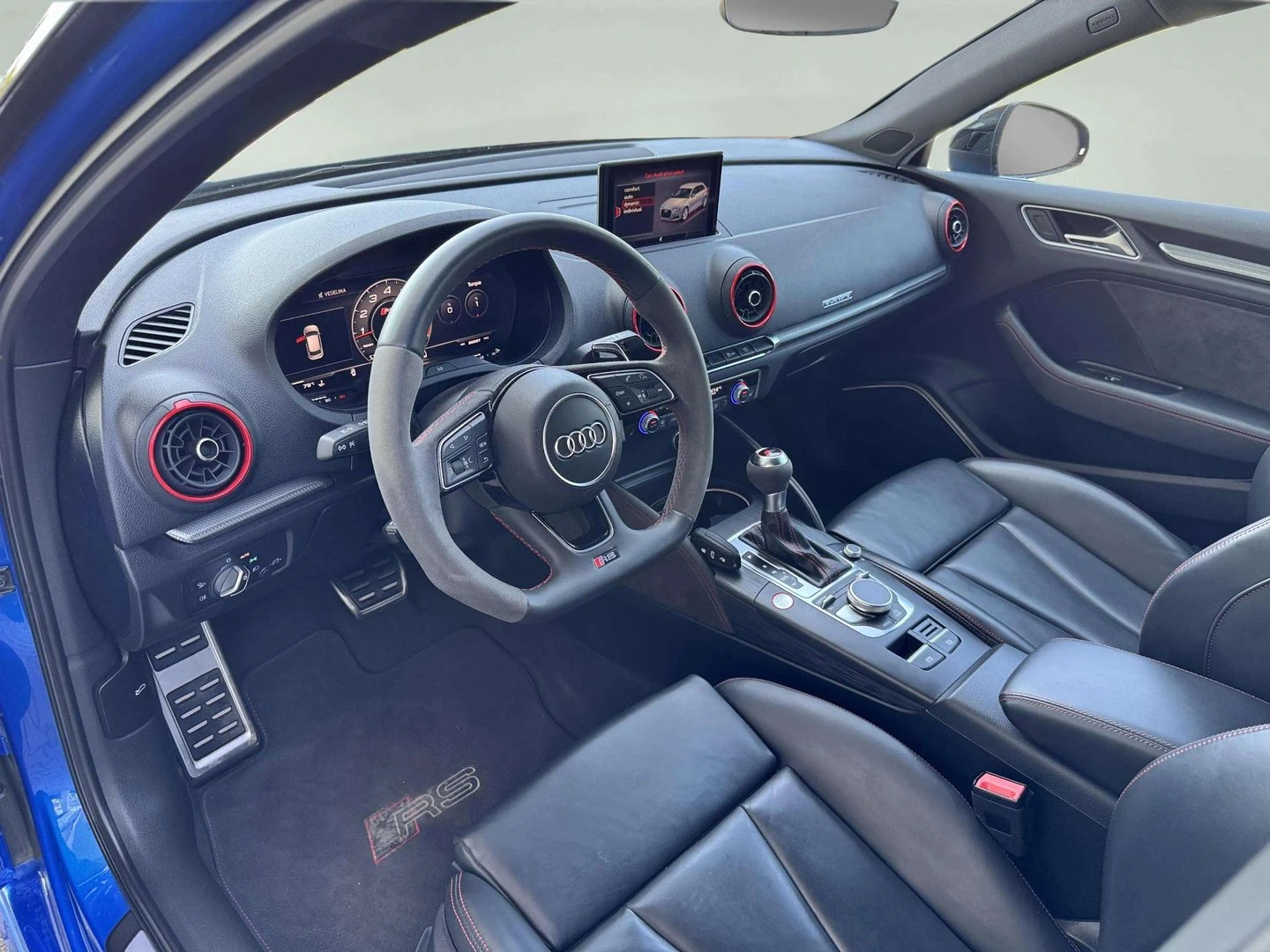 Audi Rs3 2.5 TFSI quattro - изображение 7
