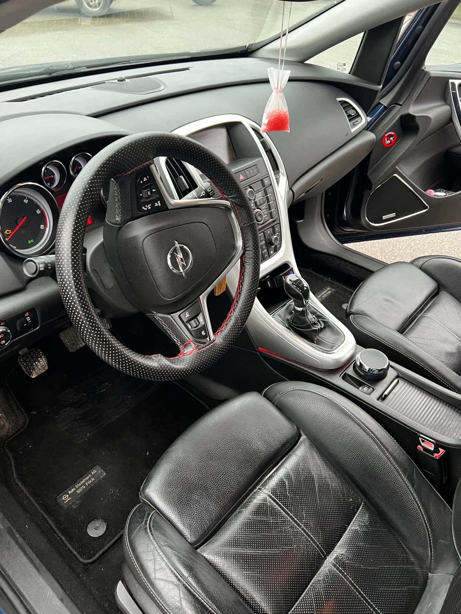 Opel Astra J - изображение 8