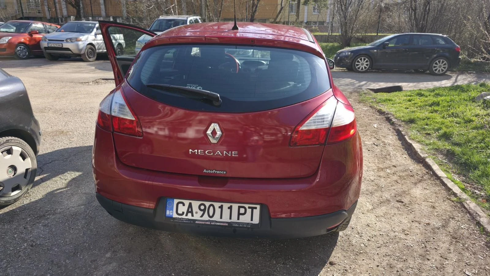 Renault Megane, снимка 2 - Автомобили и джипове - 53864007