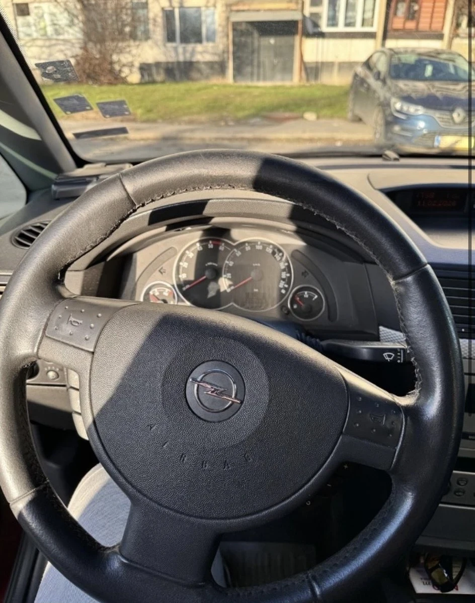 Opel Meriva, снимка 6 - Автомобили и джипове - 53990640