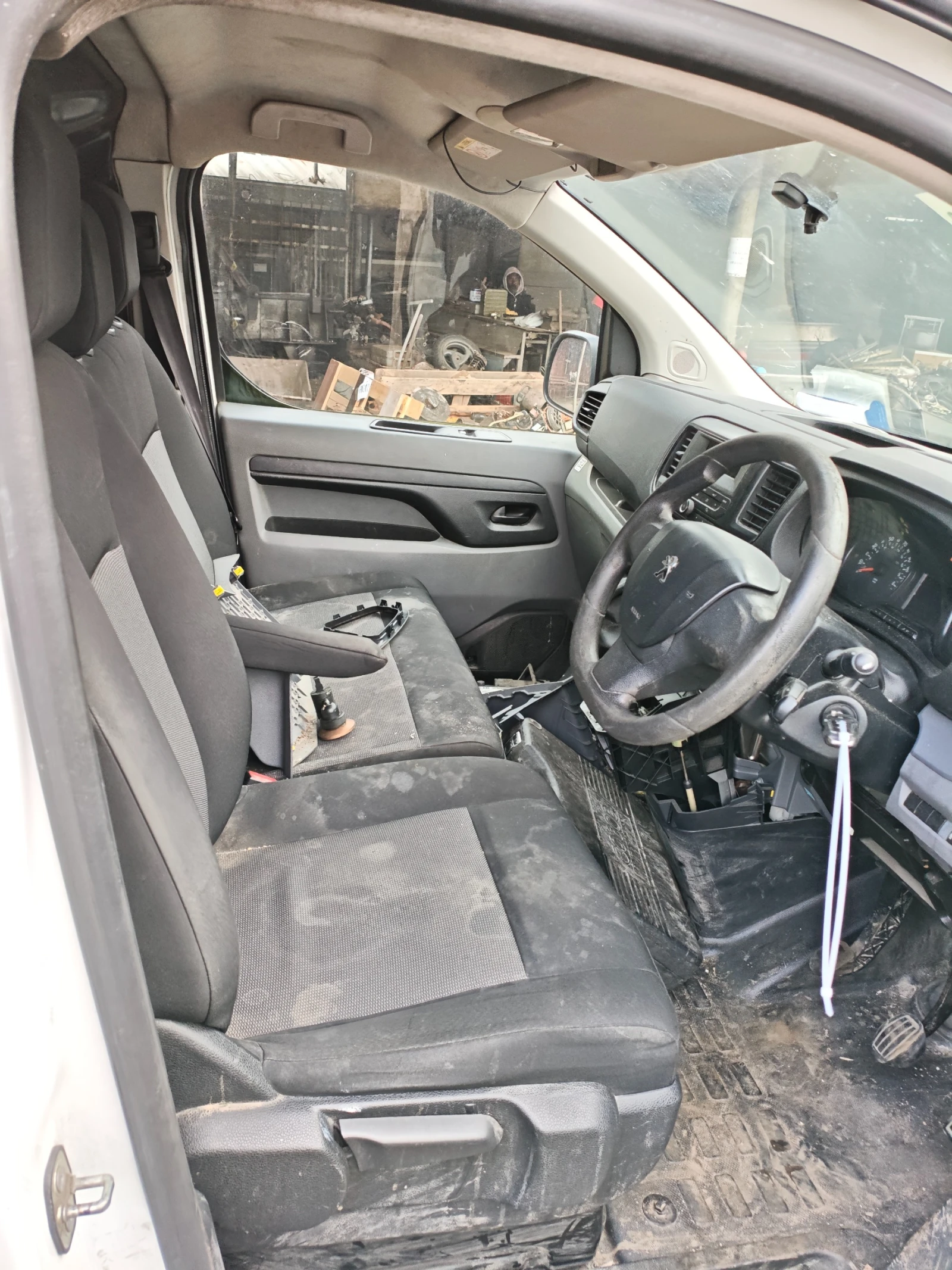 Peugeot Expert 1.6hdi, снимка 5 - Автомобили и джипове - 54154820