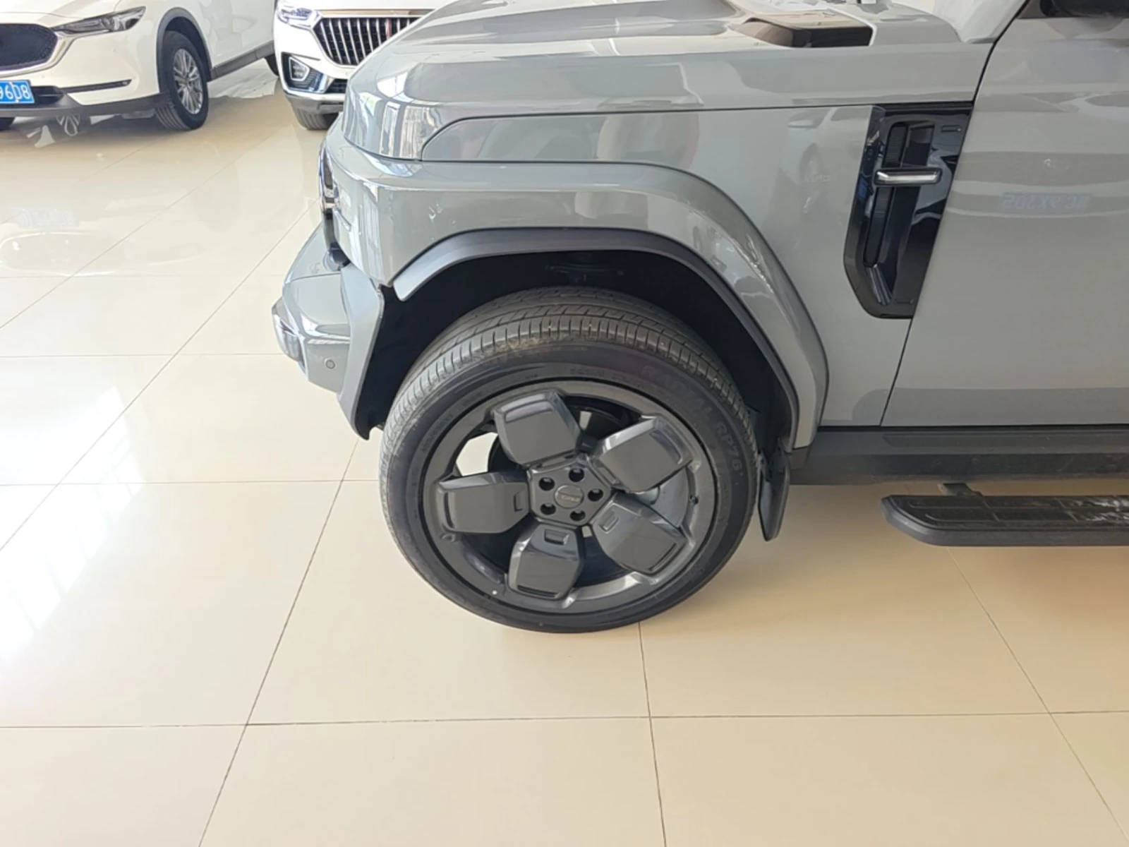 Chery Tigo 8 pro iCAR V23 АWD 81.76kWh, снимка 7 - Автомобили и джипове - 54793297