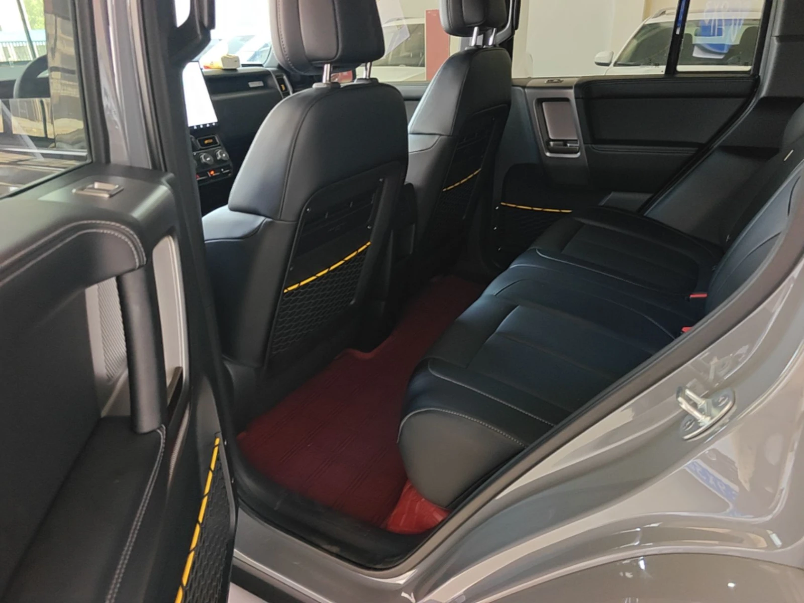 Chery Tigo 8 pro iCAR V23 АWD 81.76kWh, снимка 15 - Автомобили и джипове - 54793297