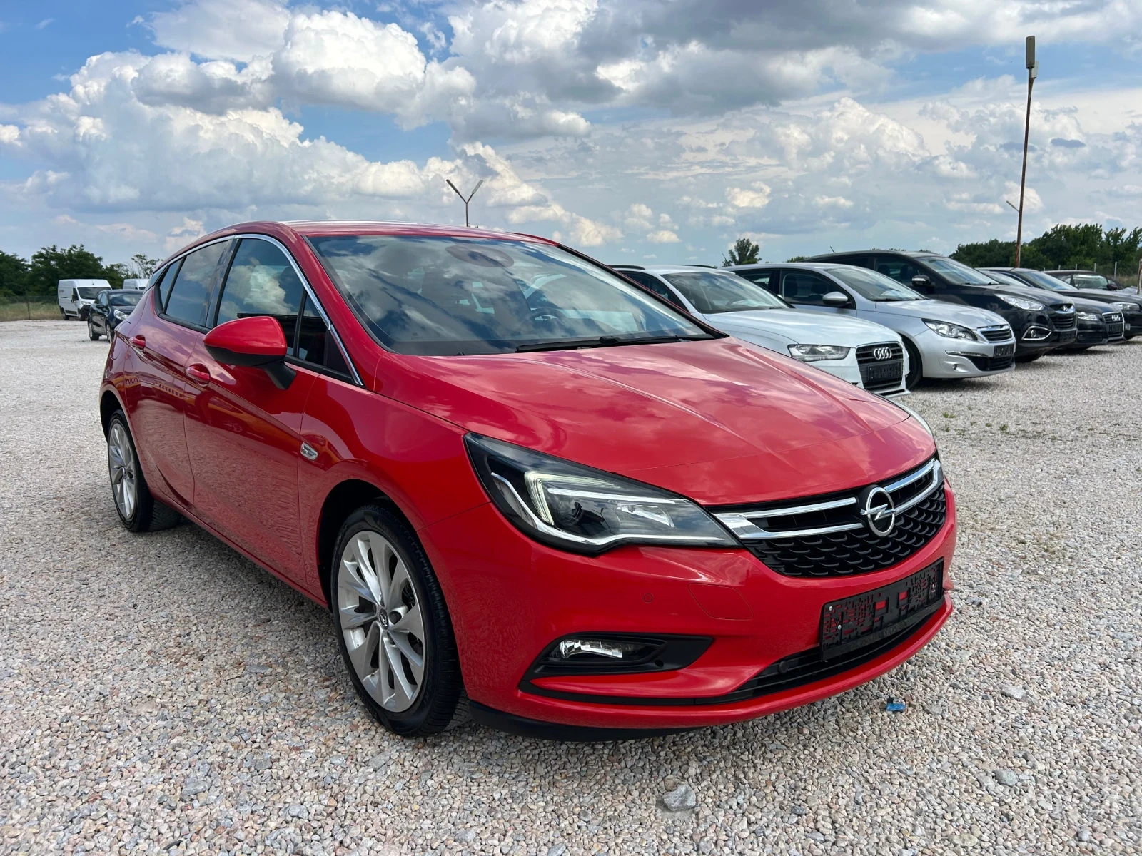 Opel Astra * 1.6CDTI* 110к.с* NAVI* LED* Сервизна История* , снимка 2 - Автомобили и джипове - 54937528