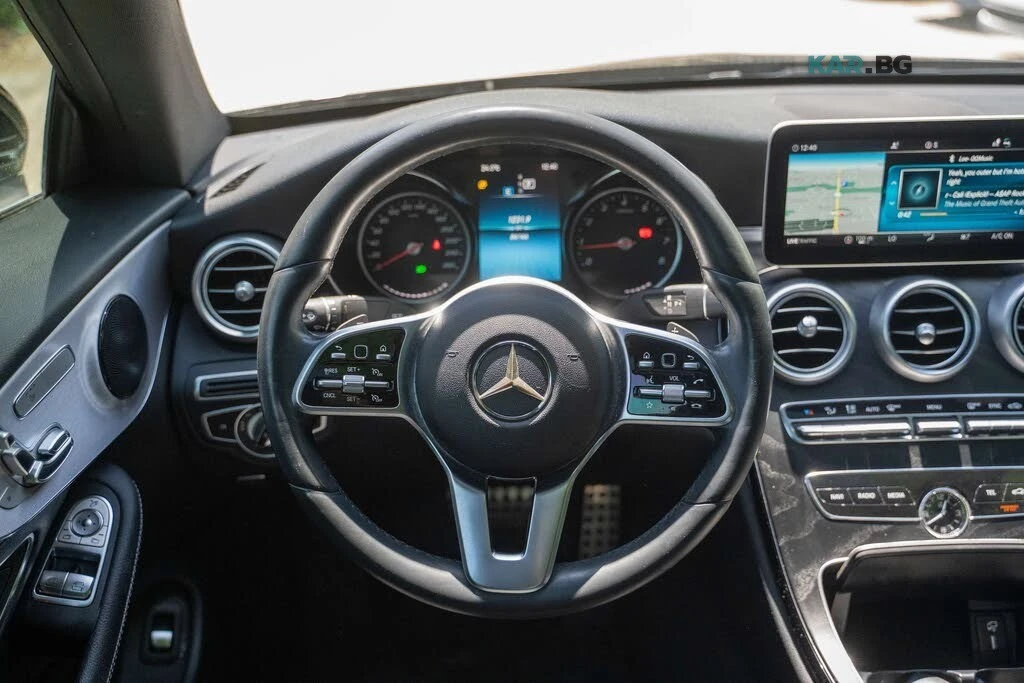 Mercedes-Benz C 300 * 4MATIC* АвтоКредит * (ЦЕНА ДО БГ), снимка 11 - Автомобили и джипове - 55091701