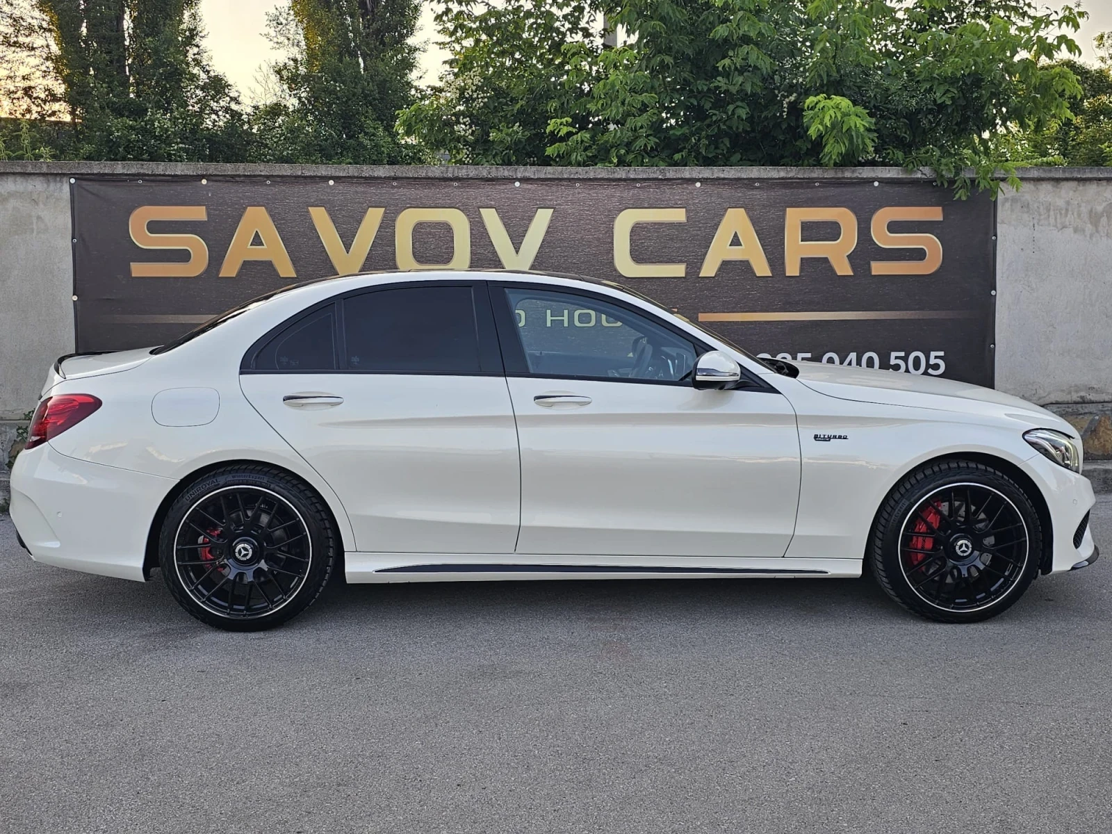Mercedes-Benz C 250 4MATIC/AMG Line/AIRMATIC/Burmester/Panorama/360cam, снимка 8 - Автомобили и джипове - 55184946