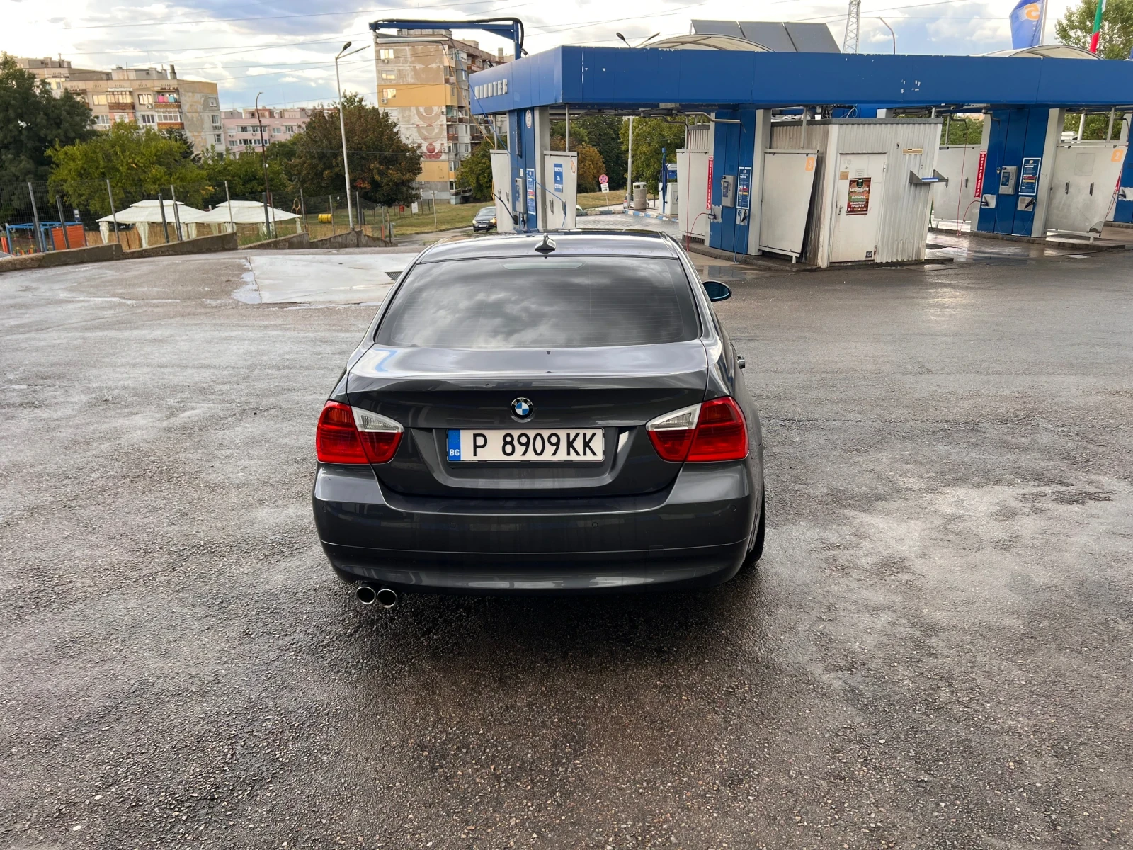 BMW 330, снимка 2 - Автомобили и джипове - 55236363