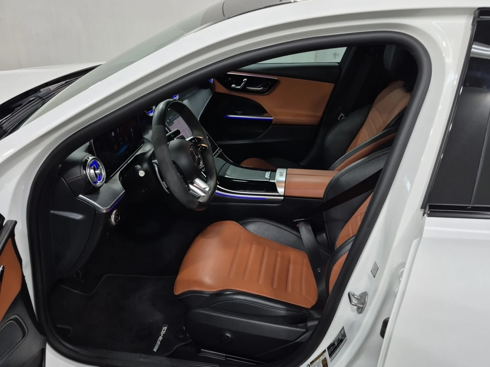 Mercedes-Benz C 43 AMG  / BURMESTER / 360 / DISTRONIC , снимка 9 - Автомобили и джипове - 55899871