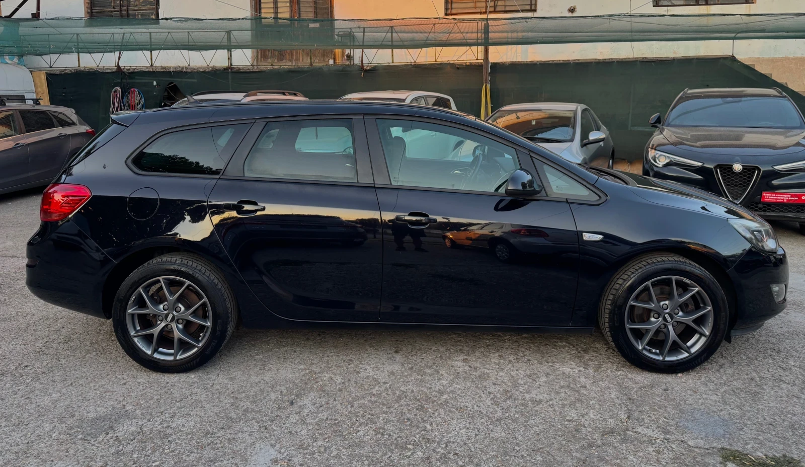Opel Astra 1.6TURBO!FULL!CH!BBS!ПЕРФЕКТНА!, снимка 9 - Автомобили и джипове - 56155354