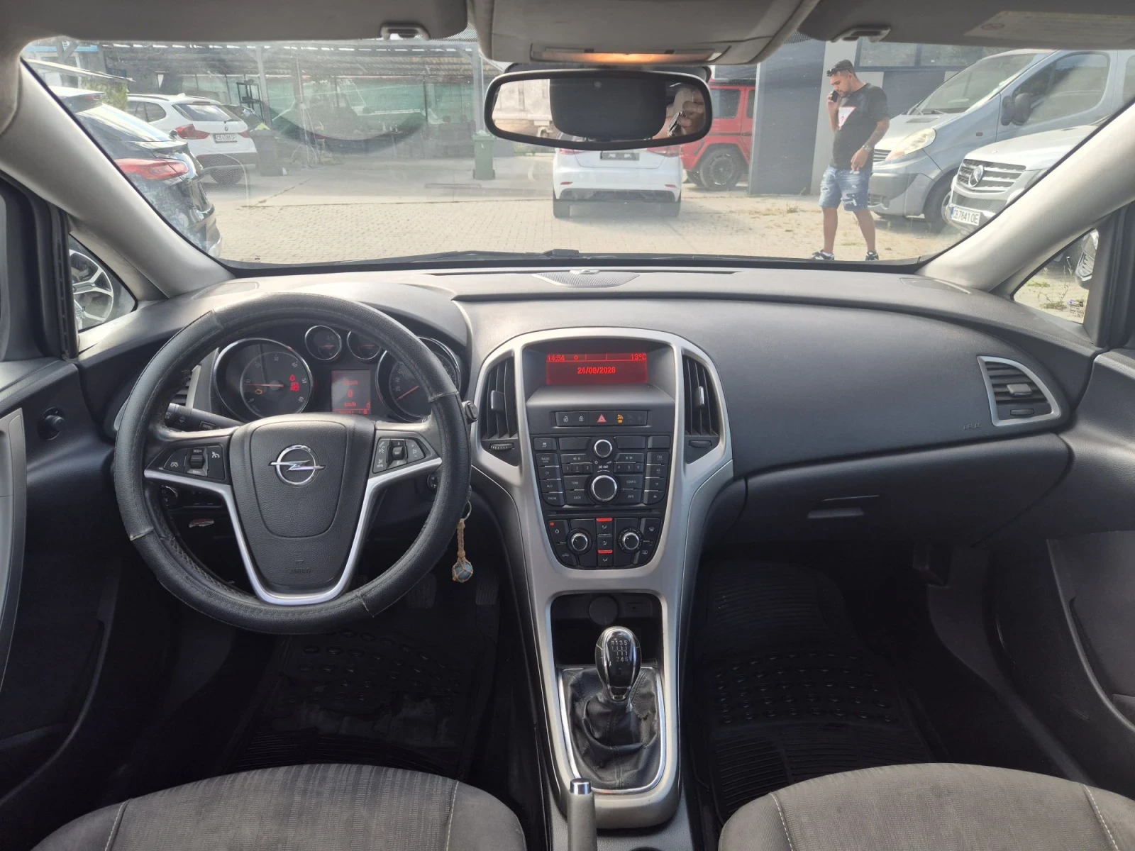 Opel Astra 1.7  110кс ТОП ЦЕНА!!!, снимка 11 - Автомобили и джипове - 56232669