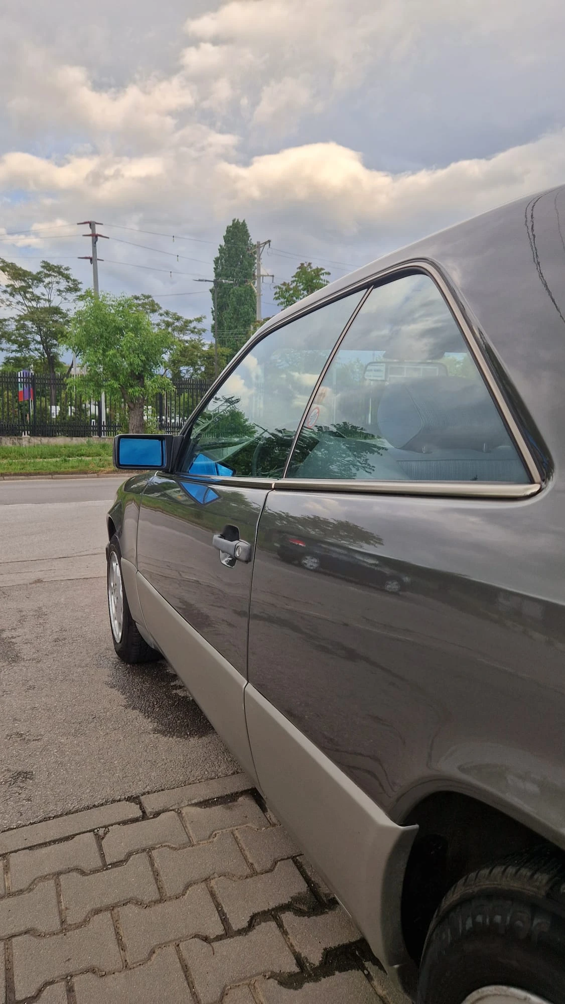 Mercedes-Benz 124 CE230, снимка 5 - Автомобили и джипове - 56339719