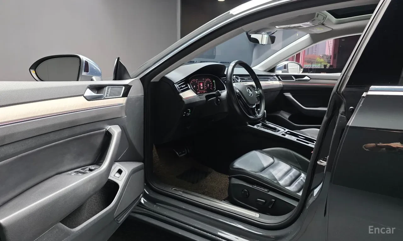 VW Arteon 2.0 TDI PREMIUM, снимка 10 - Автомобили и джипове - 56374001