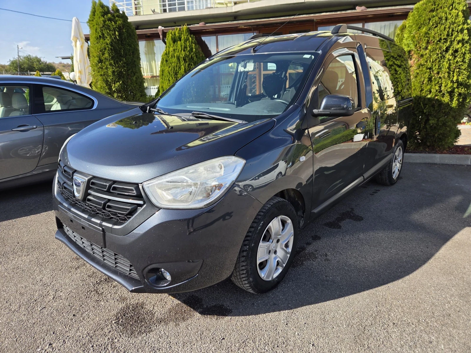Dacia Dokker 1.6 ������-���/ 2017�. | Mobile.bg � ����������� 2