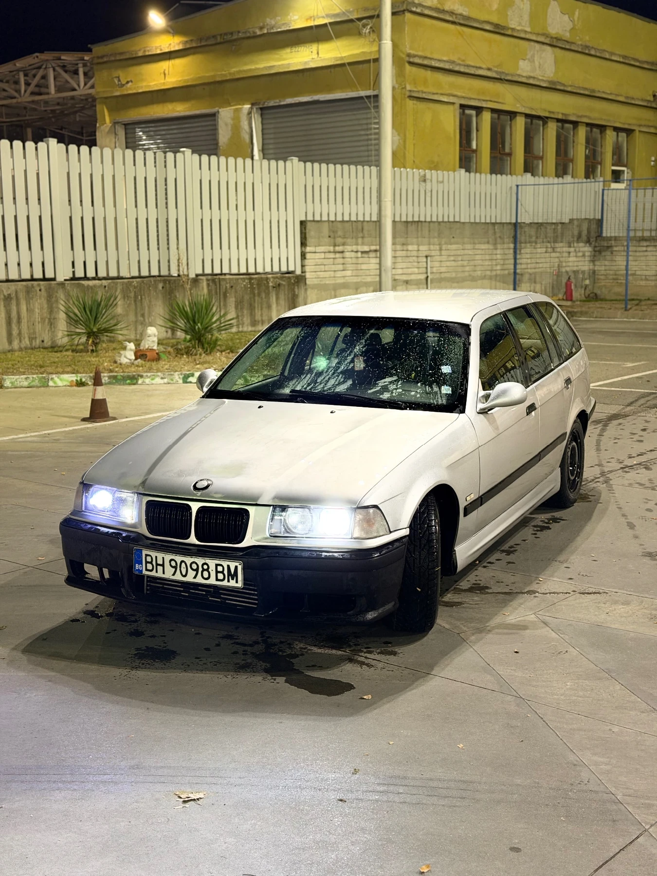 BMW 325 TDS с доста доработки, снимка 2 - Автомобили и джипове - 56611456
