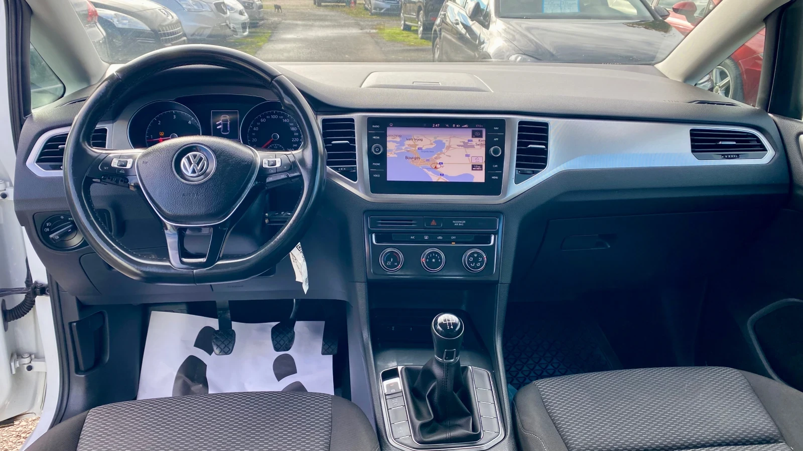 VW Sportsvan, снимка 7 - Автомобили и джипове - 56628579