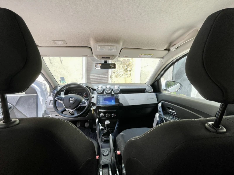 Dacia Duster 4WD, снимка 8 - Автомобили и джипове - 52401271