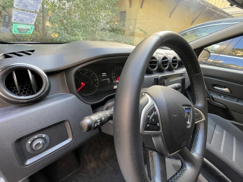 Dacia Duster 4WD, снимка 3 - Автомобили и джипове - 52401271