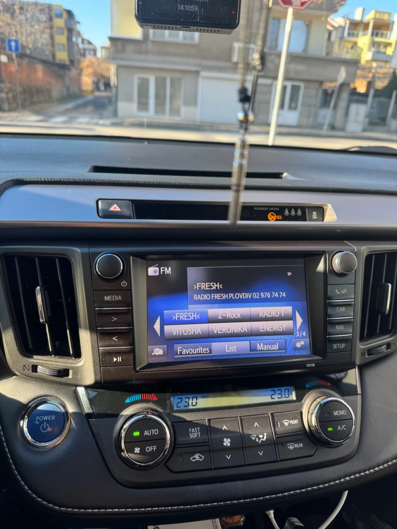 Toyota Rav4 2.5 Hibrid 4x4, снимка 4 - Автомобили и джипове - 52906628