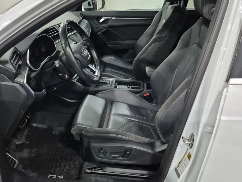 Audi Q3 * PROGRESSIV * CARFAX * БЕЗ ПЪРВОНАЧАЛНА ВНОСКА, снимка 9 - Автомобили и джипове - 52916651