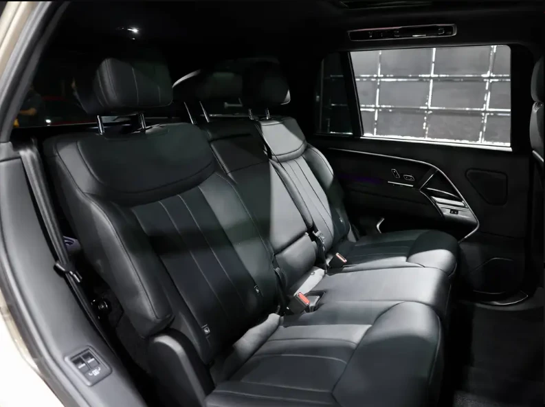 Land Rover Range rover 7 МЕСТЕН* ХЕД ЪП* 360* КРАЙНА ЦЕНА, снимка 13 - Автомобили и джипове - 56248434