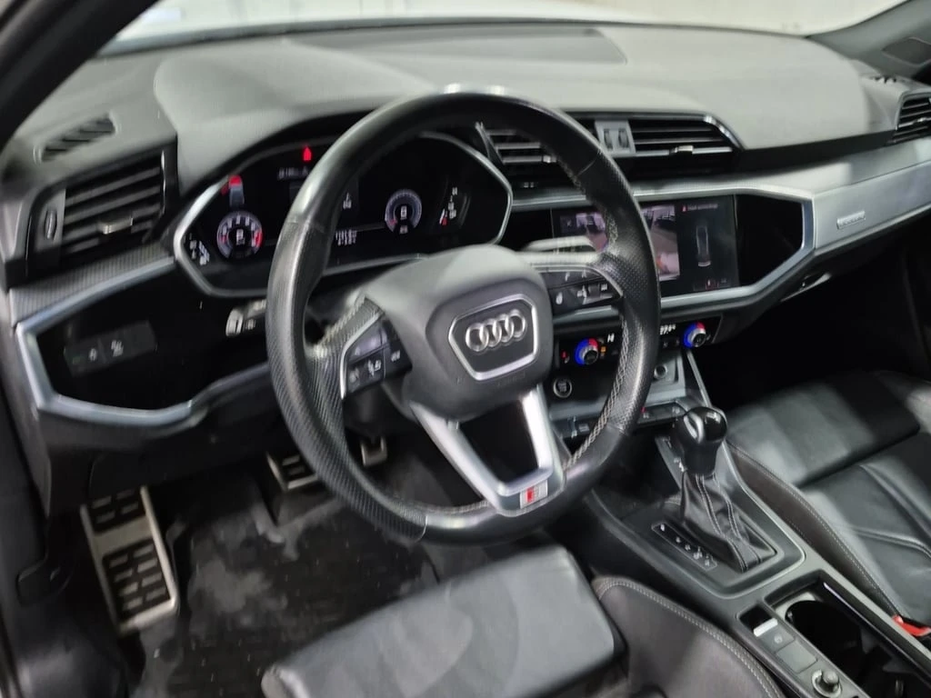 Audi Q3 * PROGRESSIV * CARFAX * БЕЗ ПЪРВОНАЧАЛНА ВНОСКА - изображение 10