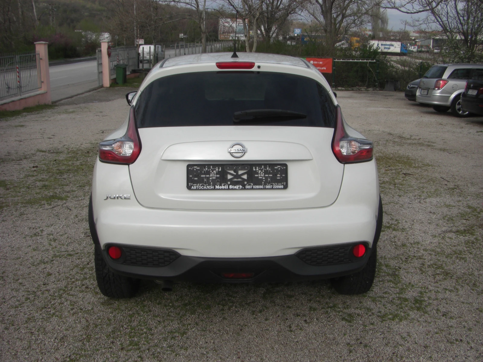 Nissan Juke 1.5dci 6ck. FACELIFT, снимка 4 - Автомобили и джипове - 53915102