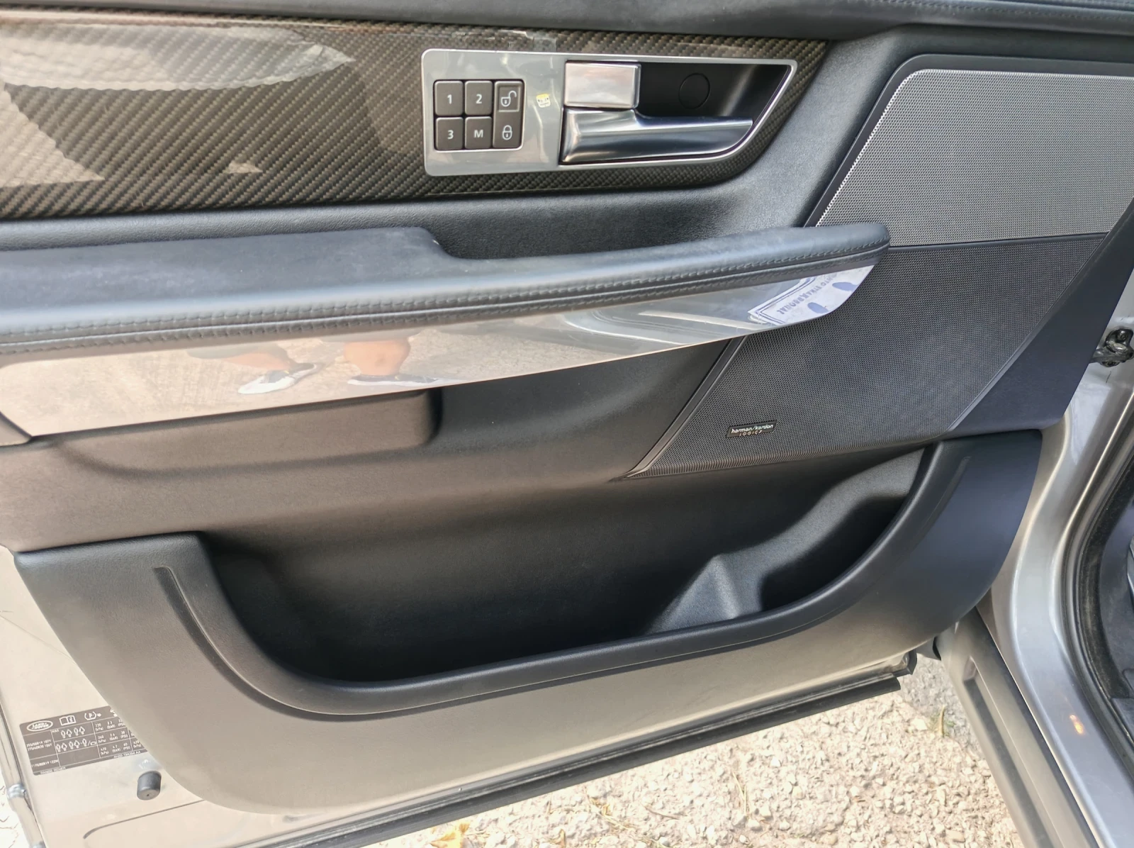 Land Rover Range Rover Sport 3.0D V6 HSE FULL 8 ZF, снимка 12 - Автомобили и джипове - 55645351