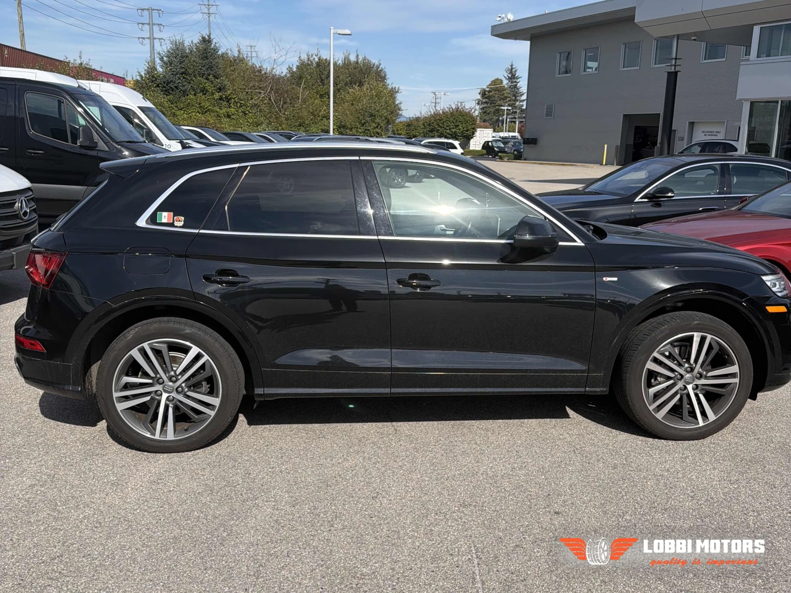 Audi Q5, снимка 3 - Автомобили и джипове - 55955912