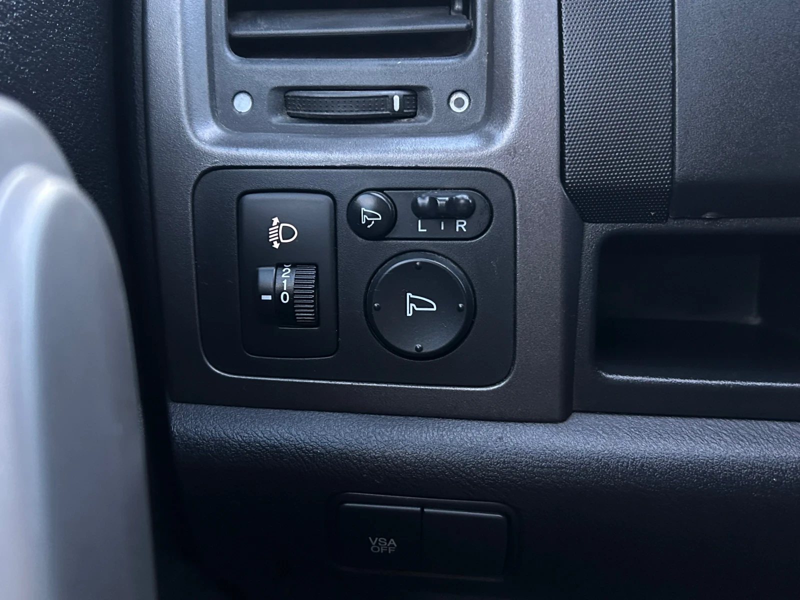 Honda Cr-v 2.2D 4x4 6ск , снимка 10 - Автомобили и джипове - 55971364