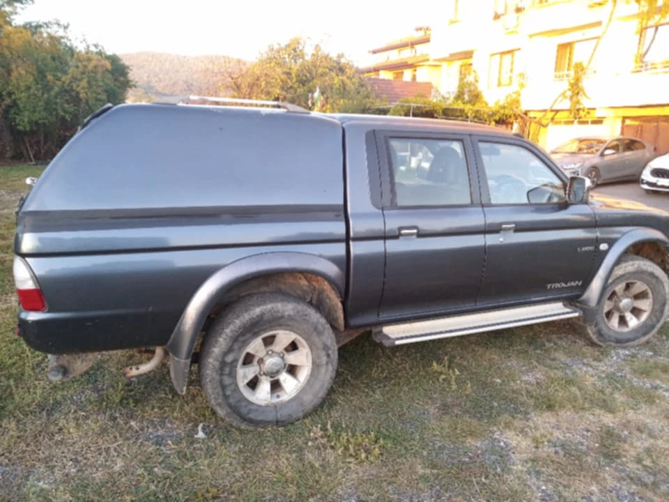 Mitsubishi L200, снимка 2 - Автомобили и джипове - 55978181