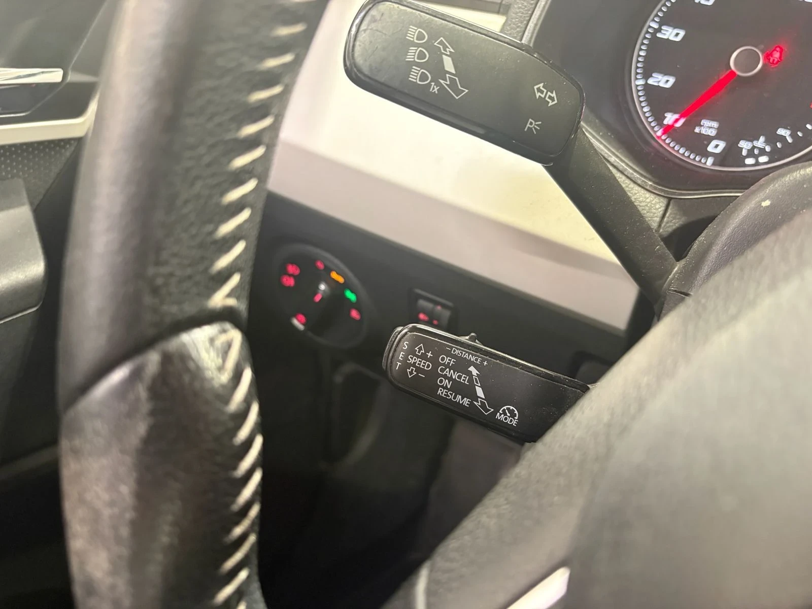 Seat Arona 1.0TSI 116hp | DSG7 | Xcellance, снимка 14 - Автомобили и джипове - 56130459