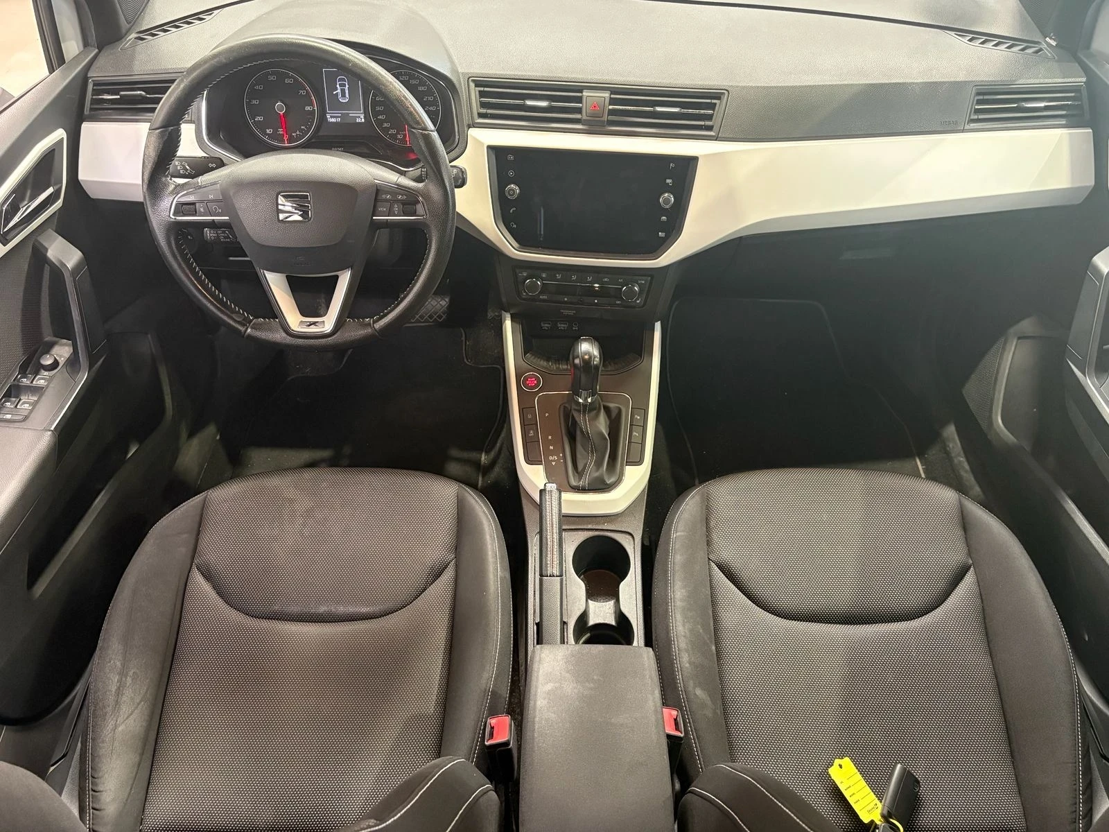 Seat Arona 1.0TSI 116hp | DSG7 | Xcellance, снимка 7 - Автомобили и джипове - 56130459