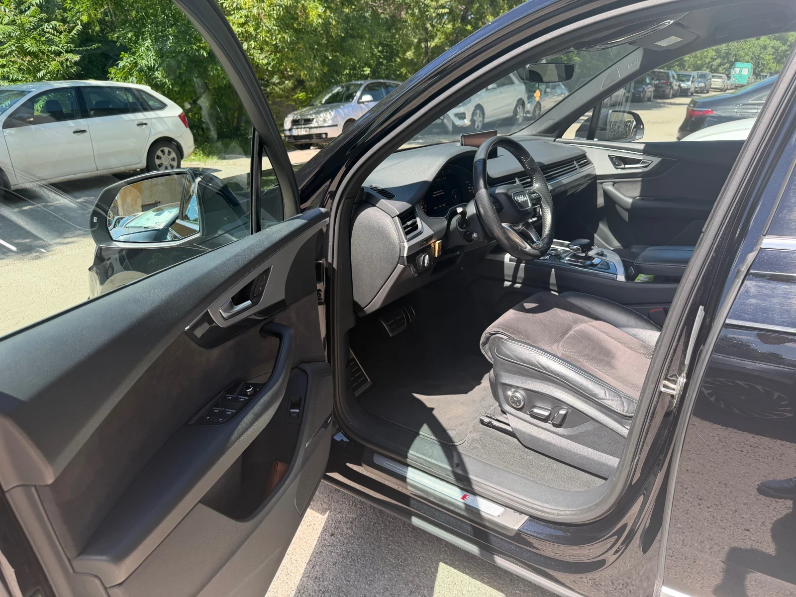 Audi Q7 Sline, снимка 5 - Автомобили и джипове - 56226004