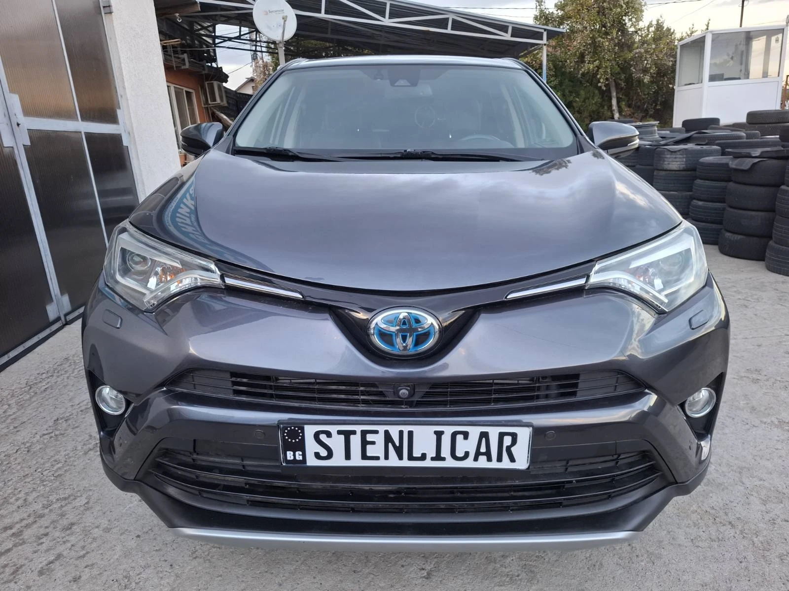 Toyota Rav4 2.5 HSD Premium e-CVT + JBL, снимка 4 - Автомобили и джипове - 56603795