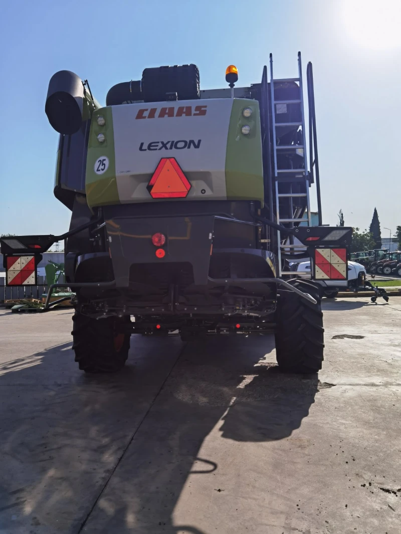 Комбайн Claas LEXION 6800, снимка 6 - Селскостопанска техника - 46987734