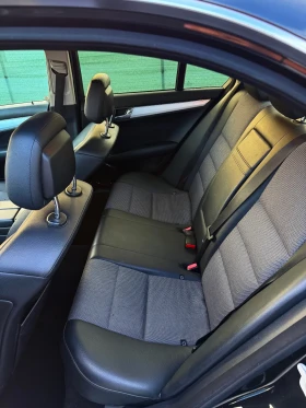 Mercedes-Benz C 320 CDI, снимка 12